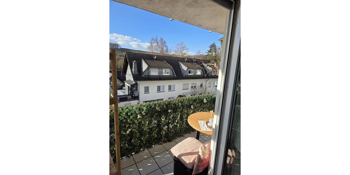 Etagenwohnung Bergneustadt - 3 Zimmer, 81 m&sup2;, 750&euro; | Angebot:25967562