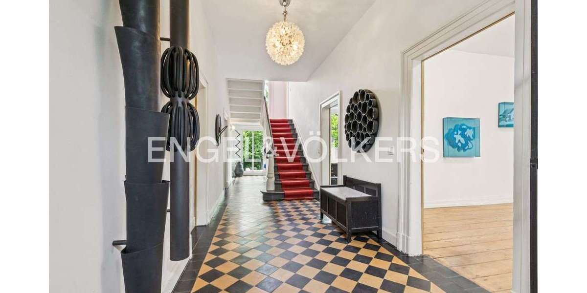 Einfamilienhaus Gummersbach Hepel - 8 Zimmer, 235 m&sup2;, 650.000&euro; | Angebot:27091197