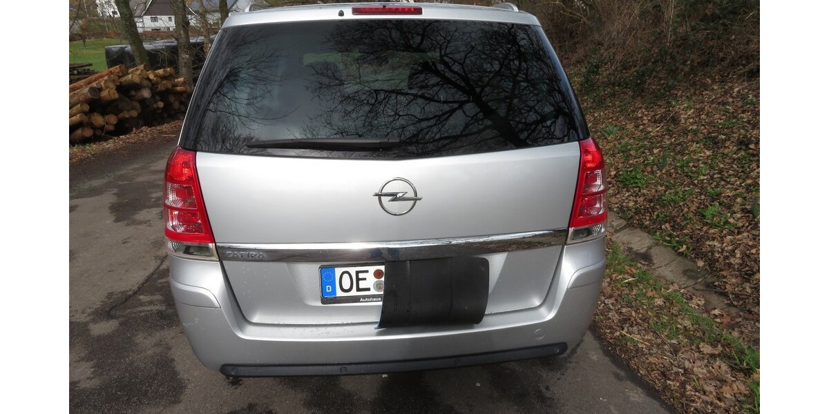 Opel Zafira 55.400 km 6.900 &euro; Olpe 57462