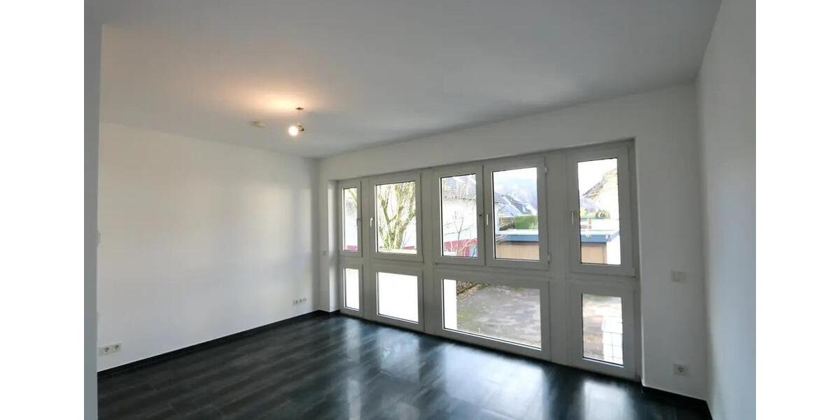 Terrassenwohnung Engelskirchen - 2 Zimmer, 86 m&sup2;, 860&euro; | Angebot:26428250