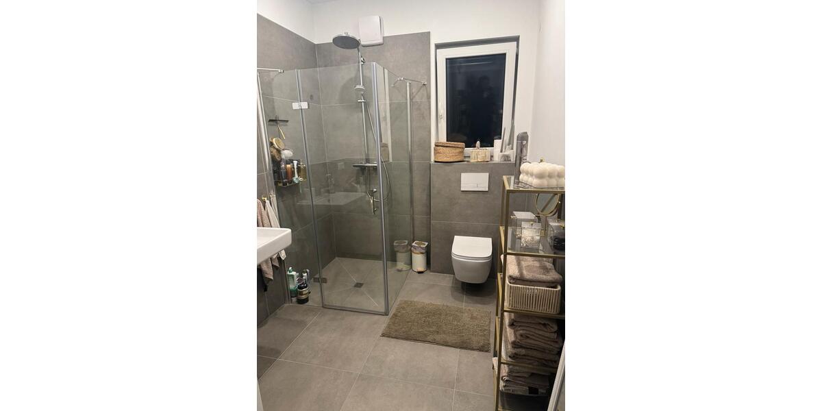 Dachgeschoßwohnung Engelskirchen - 2 Zimmer, 49 m&sup2;, 825&euro; | Angebot:25967817