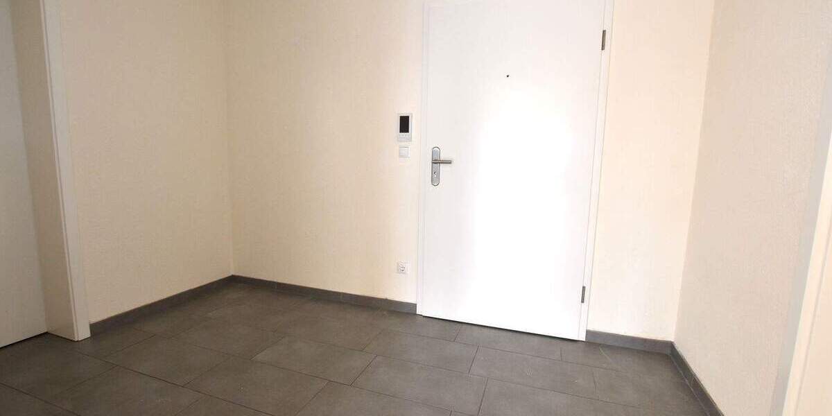 Etagenwohnung Hemer - 2 Zimmer, 83 m&sup2;, 995&euro; | Angebot:25729881