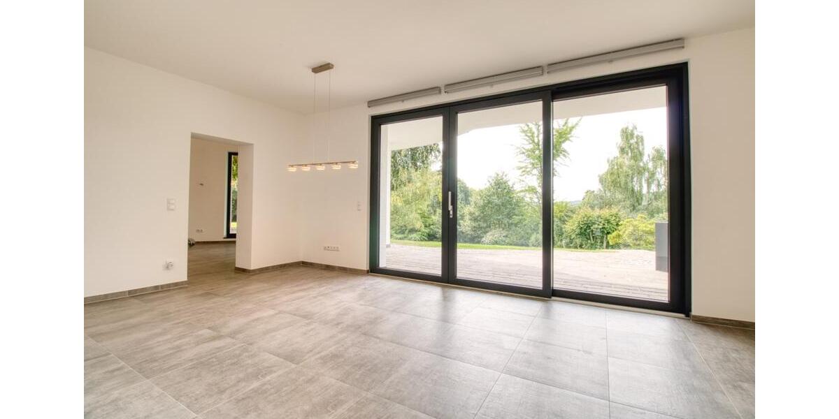 Erdgeschoßwohnung Wetter (Ruhr) - 5 Zimmer, 140 m&sup2;, 2.125&euro; | Angebot:23012348