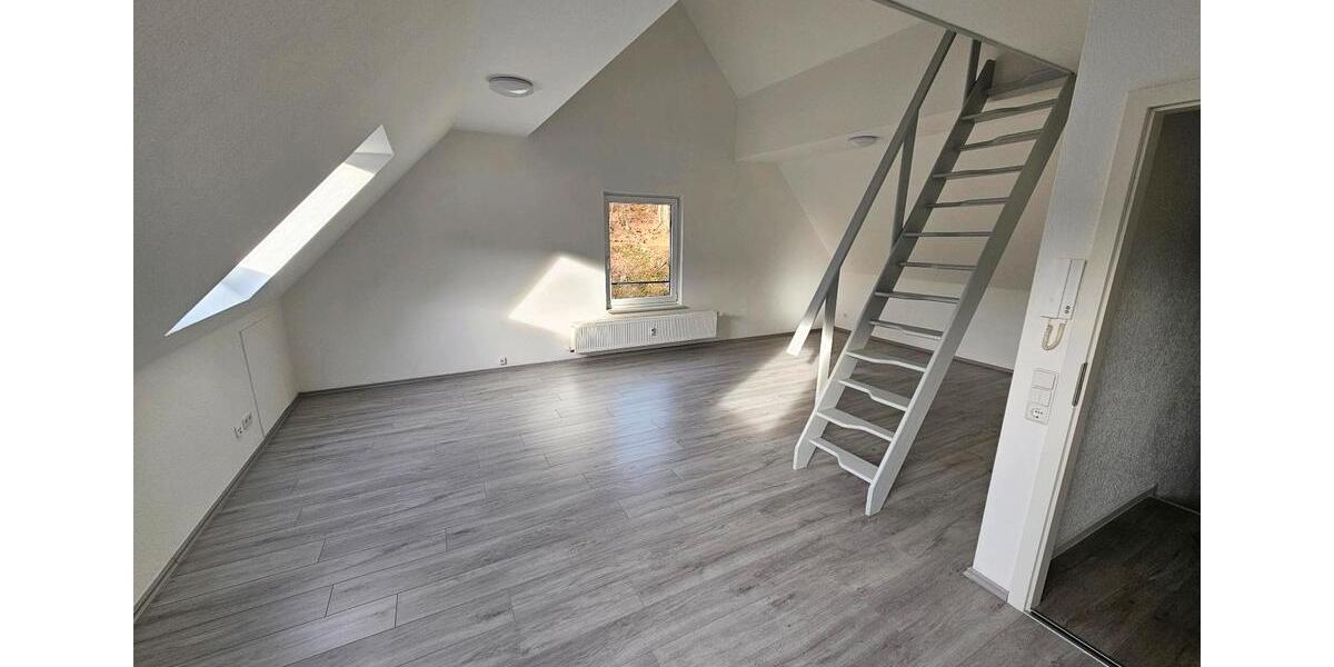 Dachgeschoßwohnung Hagen Hagen-Mitte - 1.5 Zimmer, 70 m&sup2;, 550&euro; | Angebot:26432456
