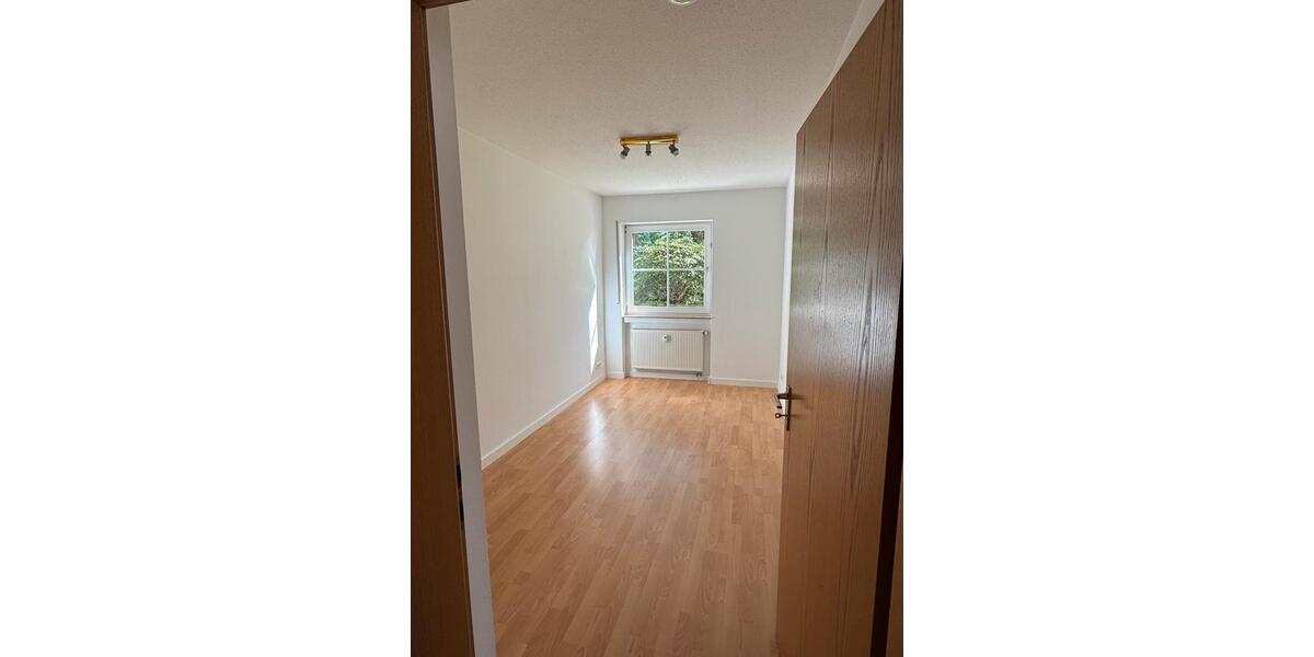 Etagenwohnung Lüdenscheid Staberg - 3 Zimmer, 75 m&sup2;, 600&euro; | Angebot:26289248