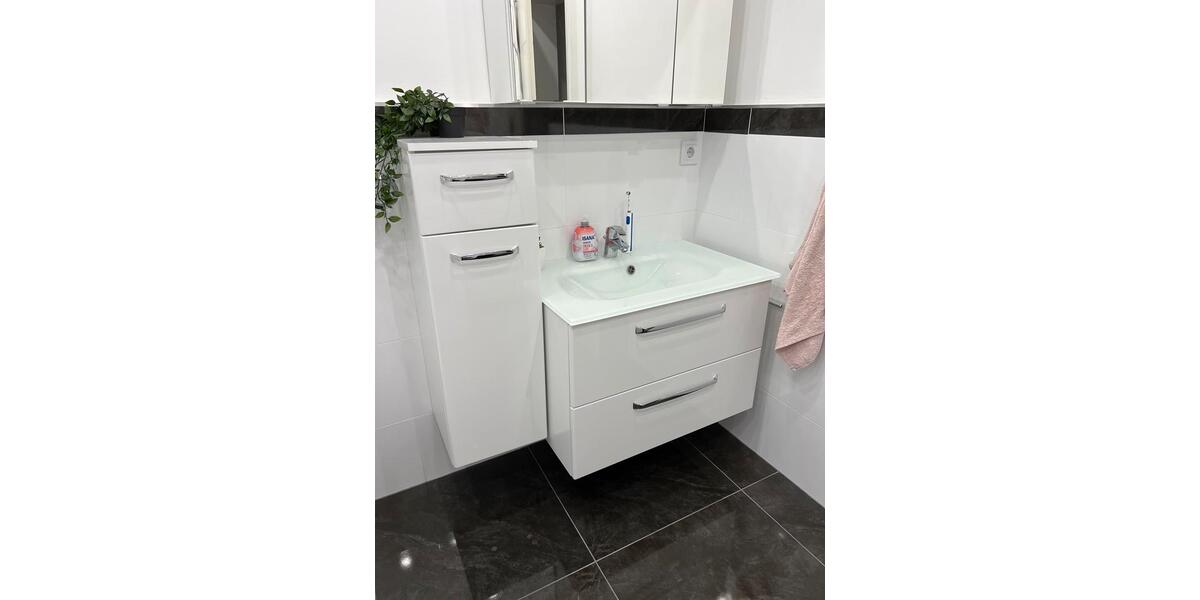 Etagenwohnung Meinerzhagen - 3.5 Zimmer, 83 m&sup2;, 189.000&euro; | Angebot:26022940