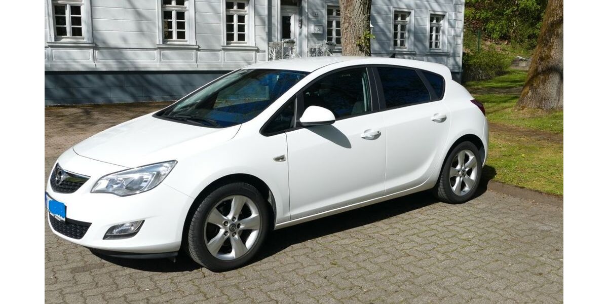 Opel Astra 101.000 km 8.900 &euro; Werdohl 58791