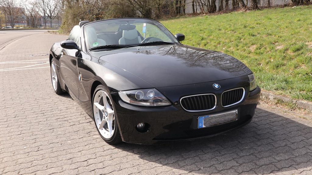 BMW Z4 146.550 km 8.400 &euro; Engelskirchen 51766