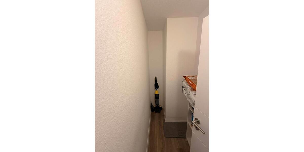 Etagenwohnung Iserlohn - 3 Zimmer, 140 m&sup2;, 1.260&euro; | Angebot:25961273