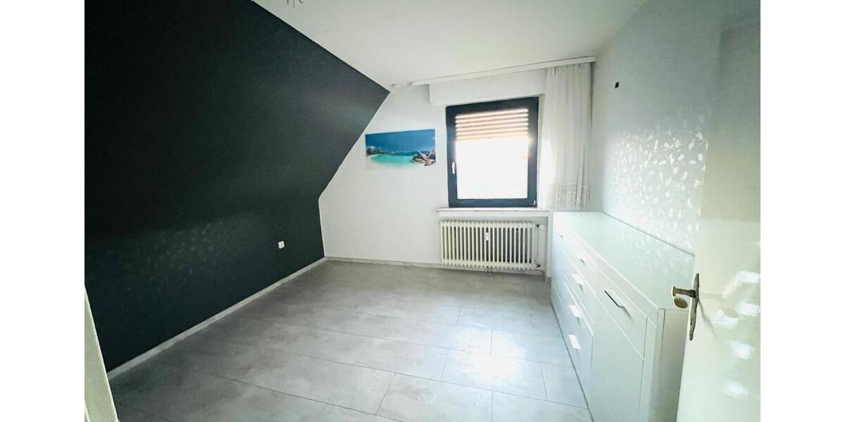 Dachgeschoßwohnung Menden (Sauerland) Bösperde - 4 Zimmer, 80 m&sup2;, 870&euro; | Angebot:26035747