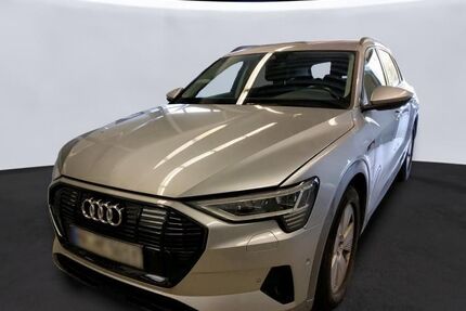 Audi e-tron 22.478 km 30.370 &euro; Hagen 58091