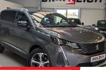 Peugeot 5008 28.397 km 22.950 &euro; Menden 58708
