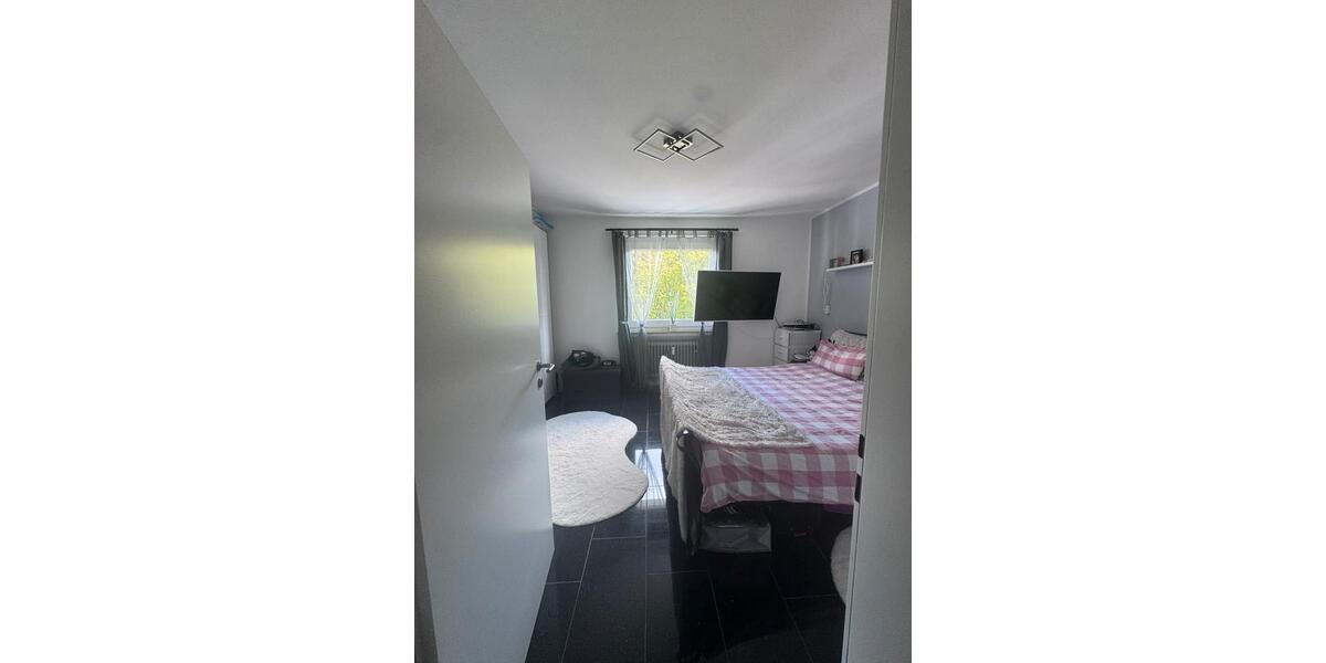 Etagenwohnung Lüdenscheid - 4 Zimmer, 86 m&sup2;, 199.000&euro; | Angebot:26587327