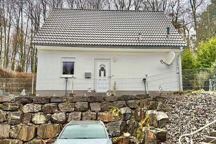 Schickes Einfamilienhaus mit zwei Kfz-Stellplätzen - Haus Kierspe Kierspe Bahnhof | Angebot:23978338