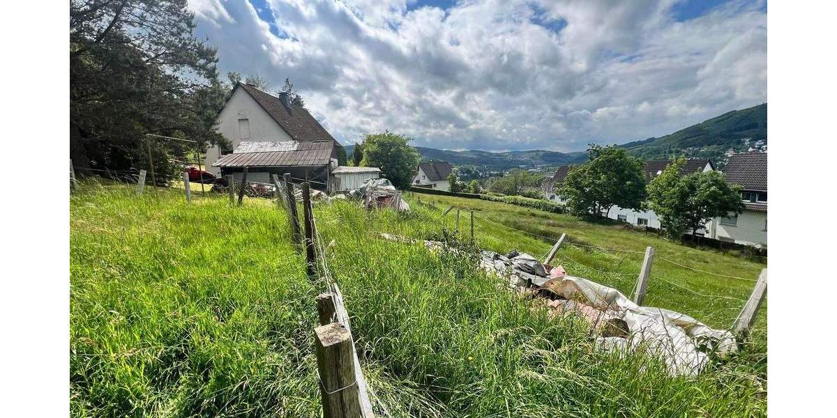 Bauernhaus, Landhaus Plettenberg - 9 Zimmer, 226 m&sup2;, 349.900&euro; | Angebot:25737270