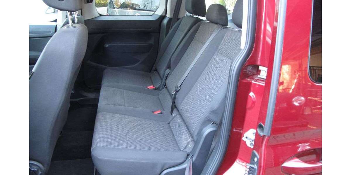 VW Caddy 2.0TDI AHK PRIV 1HD KAM 2PDC REL 73.400 km 22.987 &euro; Bergneustadt 51702