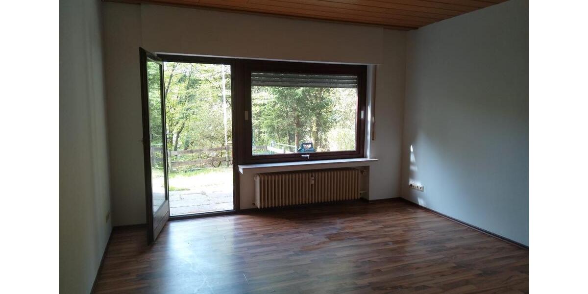 Erdgeschoßwohnung Reichshof - 3 Zimmer, 70 m&sup2;, 490&euro; | Angebot:26145675