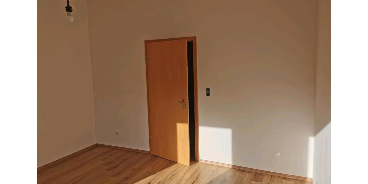 Etagenwohnung Iserlohn Sümmern - 3 Zimmer, 80 m&sup2;, 550&euro; | Angebot:26543520