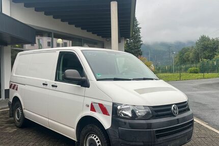 VW T5 Transporter 211.223 km 11.990 &euro; Finnentrop 57413