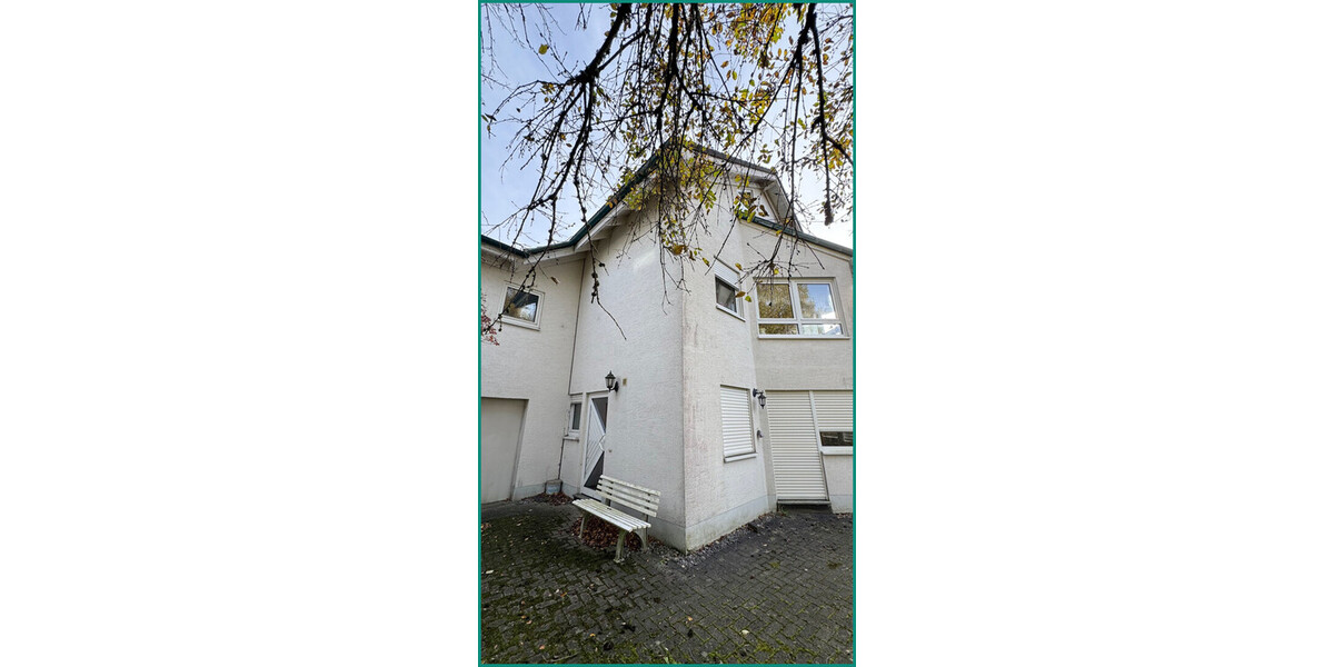 EINFAMILIENHAUS MIT EINLIEGERWOHNUNG UND GARAGE IN SCHÖNER WOHNLAGE VON RADEVORMWALD - Einfamilienhaus Radevormwald | Angebot:26560835