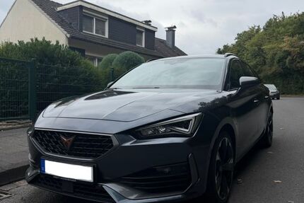 Cupra Leon 61.000 km 21.700 &euro; Hagen 58093