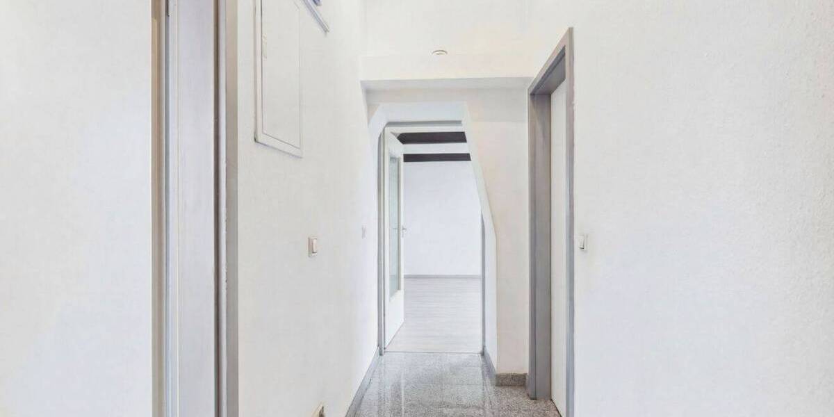 Etagenwohnung Schwerte - 5 Zimmer, 104 m&sup2;, 218.000&euro; | Angebot:26642907