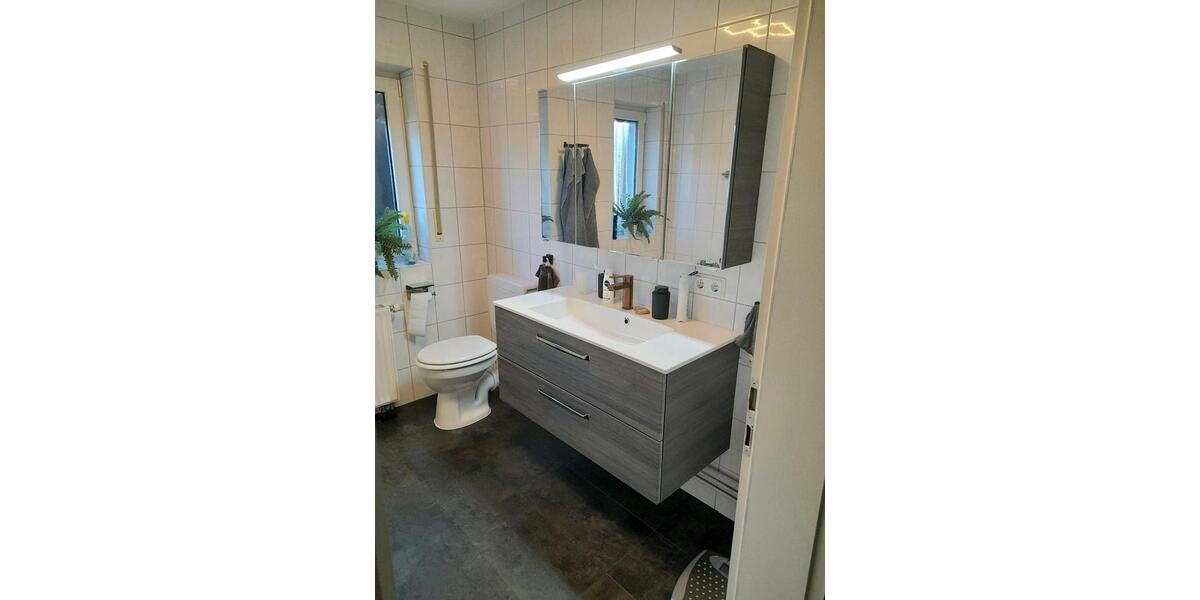 Terrassenwohnung Gummersbach - 2.5 Zimmer, 76 m&sup2;, 199.000&euro; | Angebot:25415802