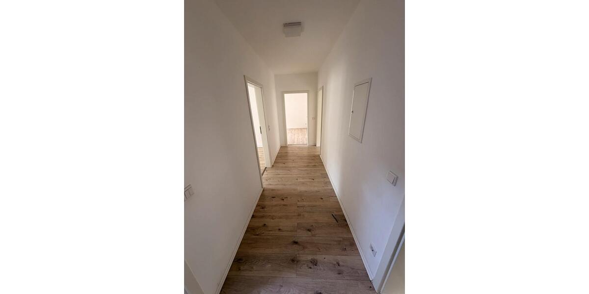 Etagenwohnung Hagen Dahl - 4 Zimmer, 100 m&sup2;, 1.260&euro; | Angebot:25822589