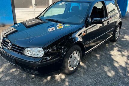 VW Golf 117.145 km 1.999 &euro; Gummersbach 51645