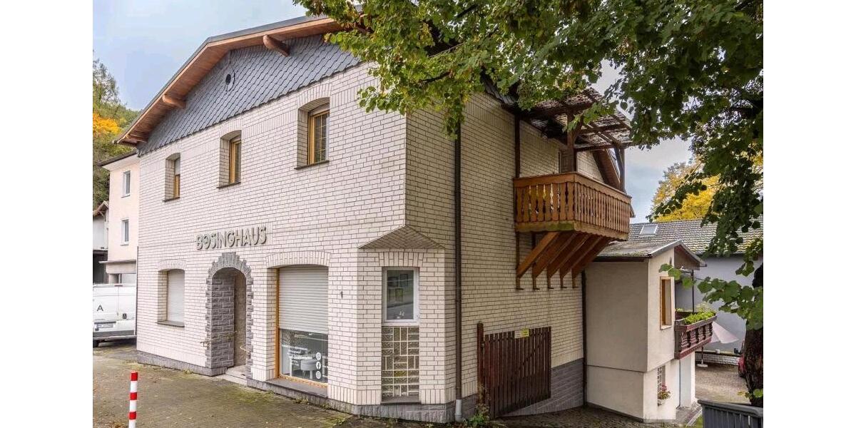 Einfamilienhaus Lüdenscheid Brügge - 10 Zimmer, 320 m&sup2;, 300.000&euro; | Angebot:26068403