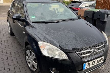 Kia ceed / Ceed 255.000 km 1.899 &euro; Marienheide 51709