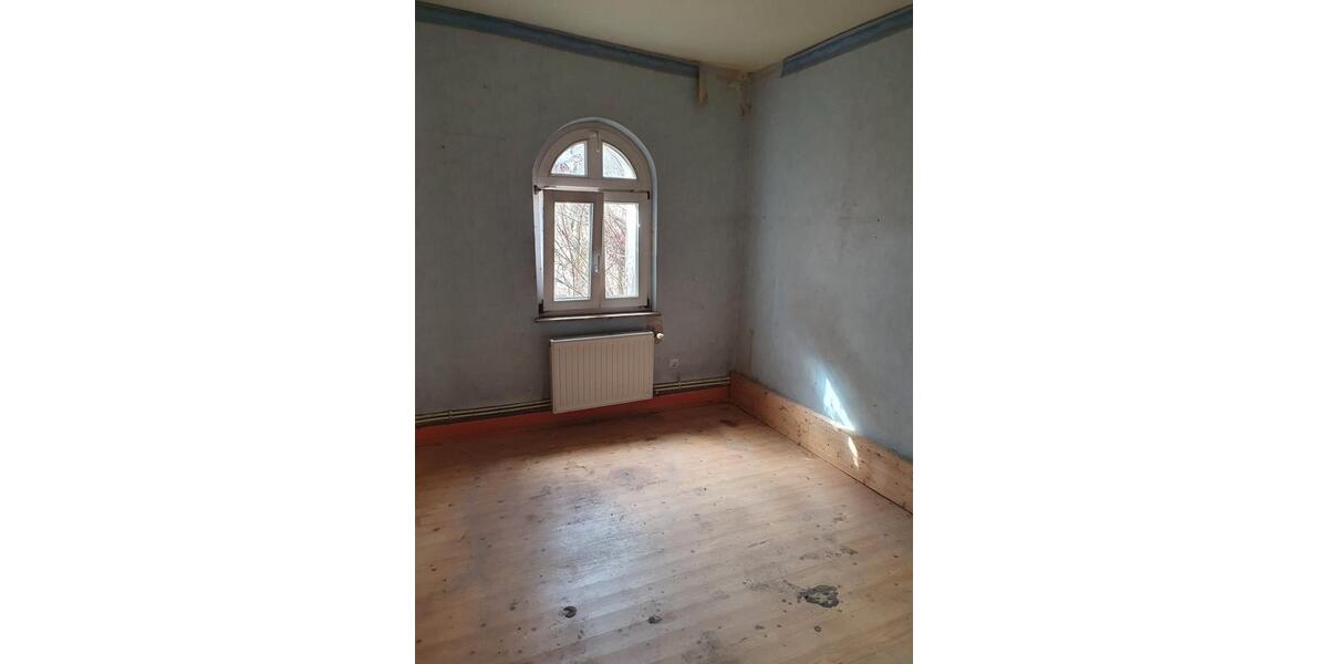 Einfamilienhaus Meinerzhagen - 6 Zimmer, 100 m&sup2;, 119.000&euro; | Angebot:26033622