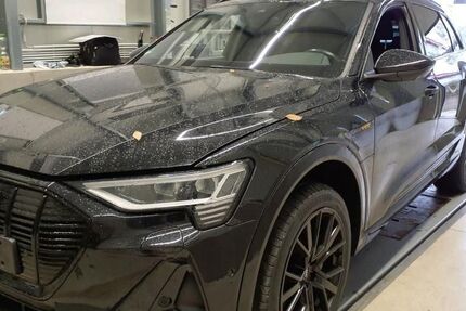 Audi e-tron 42.120 km 34.720 &euro; Hagen 58091