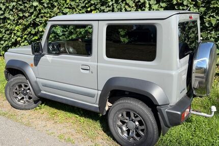 Suzuki Jimny 80.000 km 26.600 &euro; Halver 58553