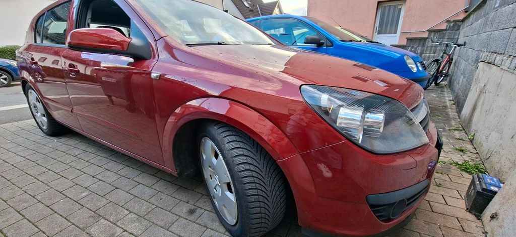 Opel Astra 135.000 km 3.589 &euro; Attendorn 57439