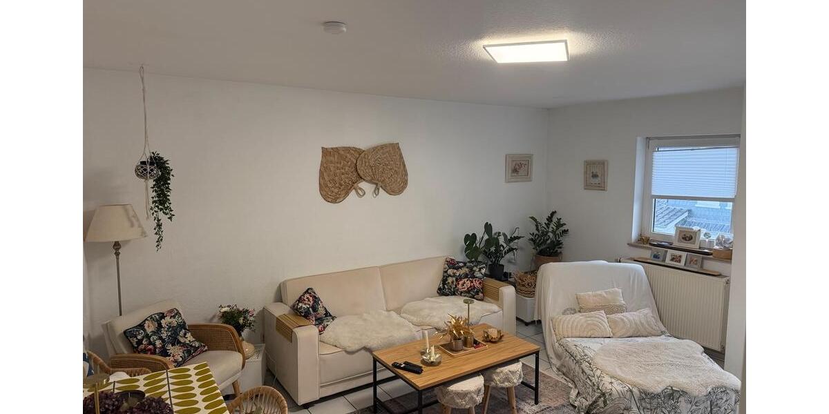 Etagenwohnung Bergneustadt - 3 Zimmer, 81 m&sup2;, 750&euro; | Angebot:25967562