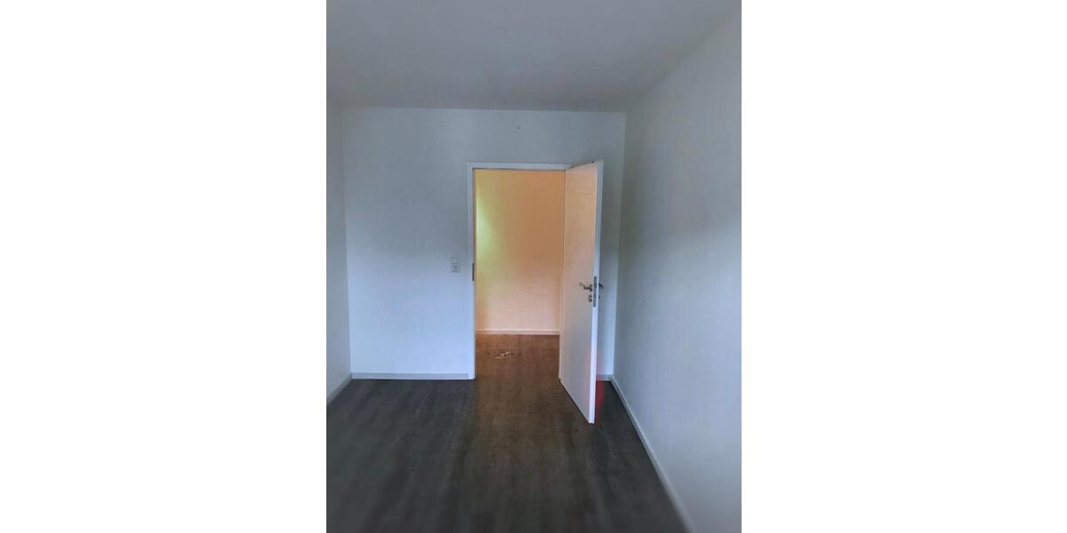 Etagenwohnung Lüdenscheid Staberg - 3 Zimmer, 81 m&sup2;, 172.000&euro; | Angebot:26951465
