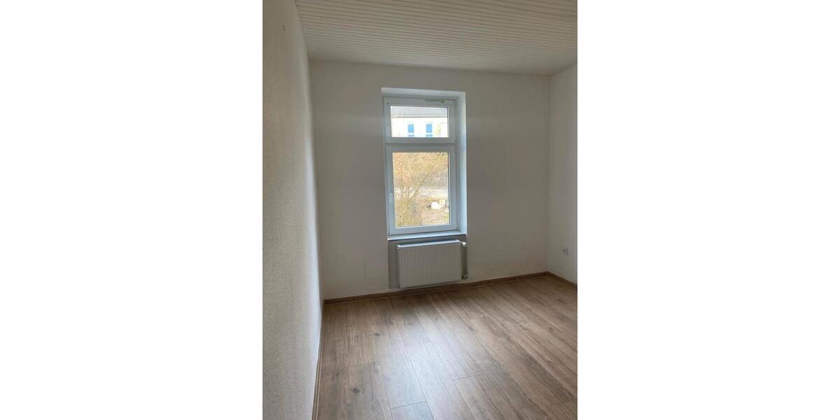 Etagenwohnung Lüdenscheid Staberg - 3 Zimmer, 76 m&sup2;, 650&euro; | Angebot:27602079