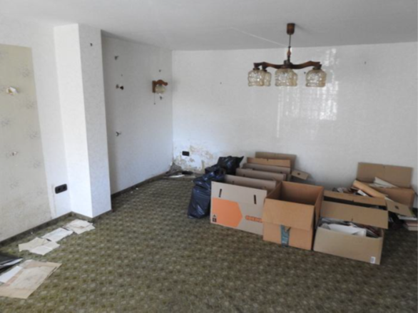 Doppelhaushälfte Lüdenscheid Staberg - 1 Zimmer, 229 m&sup2;, 189.000&euro; | Angebot:26153806