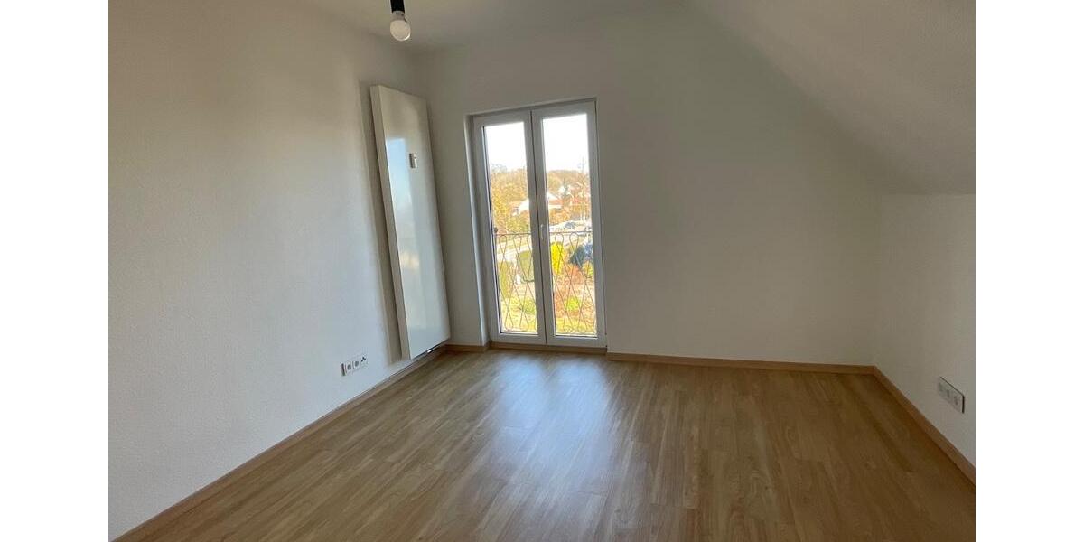 Dachgeschoßwohnung Lüdenscheid Othlinghausen - 2.5 Zimmer, 70 m&sup2;, 730&euro; | Angebot:26091592