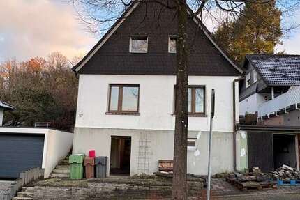 Haus Wipperfürth - 8 Zimmer, 171 m&sup2;, 305.000&euro; | Angebot:26004479