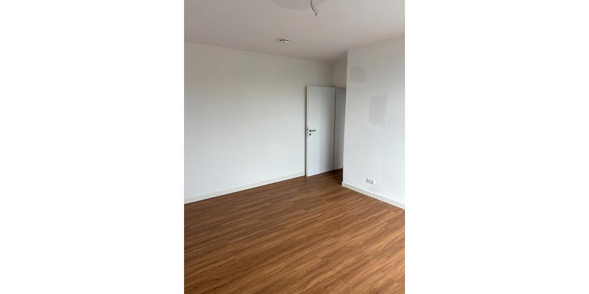 Dachgeschoßwohnung Iserlohn Gerlingsen - 3 Zimmer, 85 m&sup2;, 717&euro; | Angebot:26252903