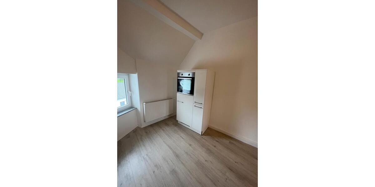 Dachgeschoßwohnung Hagen Dahl - 4 Zimmer, 90 m&sup2;, 950&euro; | Angebot:26356830