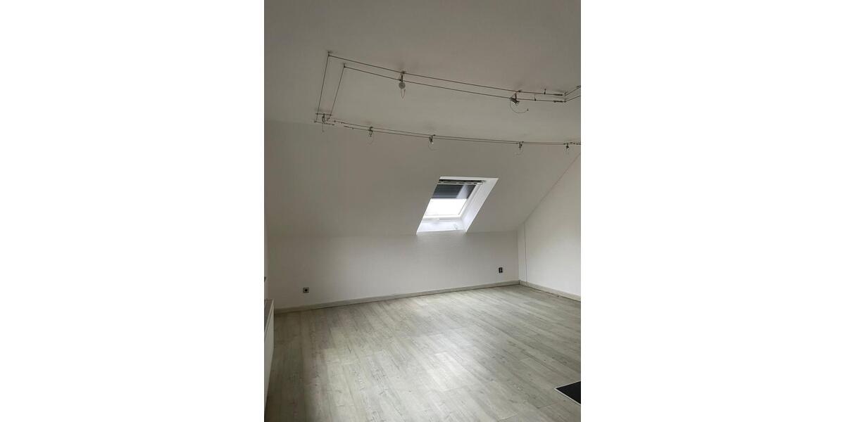 Dachgeschoßwohnung Hemer - 2 Zimmer, 70 m&sup2;, 620&euro; | Angebot:25484214