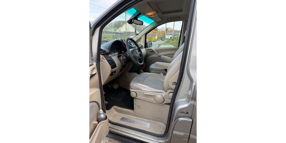 Mercedes-Benz Viano 276.000 km 9.100 &euro; Gummersbach 51647