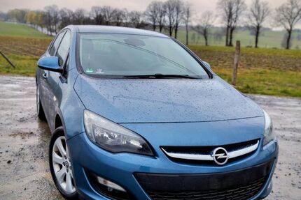 Opel Astra 102.500 km 5.500 &euro; Halver 58553