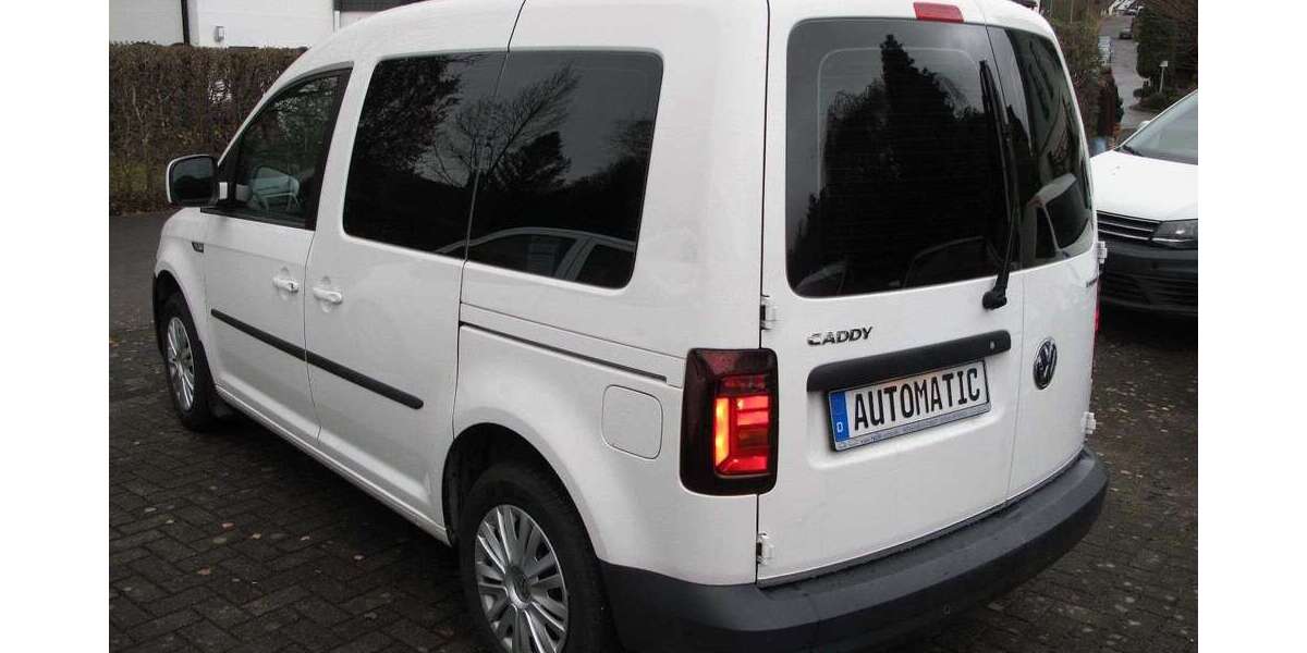 VW Caddy 1,4 TGI CNG BI-Xenon Heckflügel 5-Sitzer 32.000 km 16.887 &euro; Bergneustadt 51702