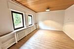 Doppelhaushälfte Hemer - 8 Zimmer, 155 m&sup2;, 1.400&euro; | Angebot:26006012