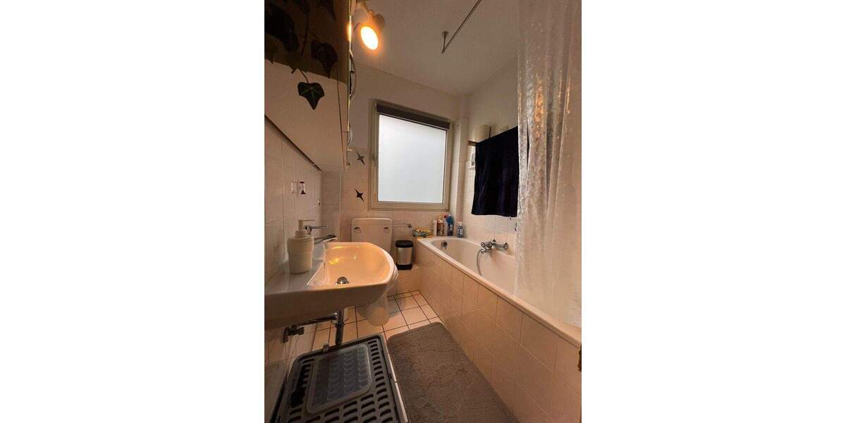 Etagenwohnung Gummersbach / Strombach Strombach - 3 Zimmer, 71 m&sup2;, 129.000&euro; | Angebot:25896357