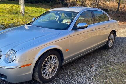 Jaguar S-Type 94.000 km 9.900 &euro; Olpe 57462